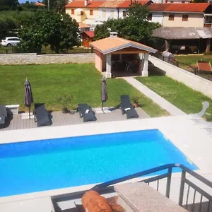 Appartement Alma, Crveni Vrh